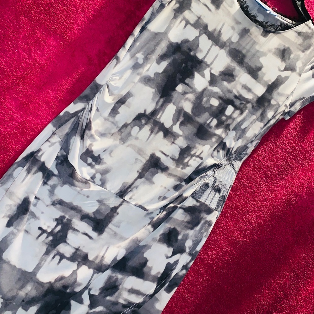 Vera Wang Simply Vera Dress